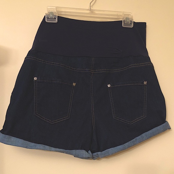 NEW Cuffed Maternity Denim stretchy shorts size 16-18 XL GREAT PRICE $AVE $$ - Picture 7 of 8